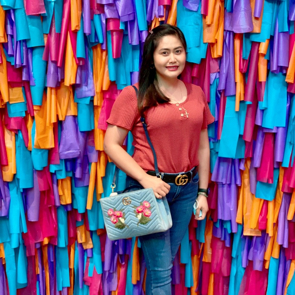 Meet your Posher, Ellaine